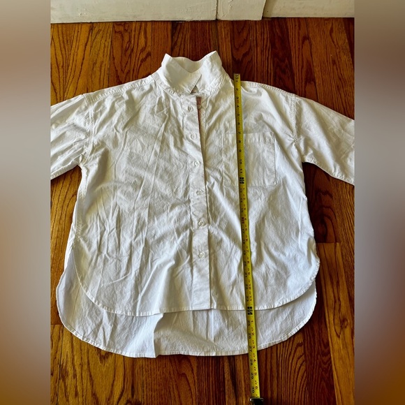 Sundry for Evereve white cotton poplin
elastic cuff long sleeve button shirt 2 - Picture 6 of 10